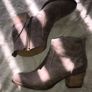 Franco Sarto Zip up booties